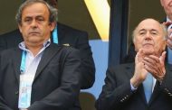 Les autorités suisses ont accusé Blatter et Platini de fraude et d'autres crimes de corruption