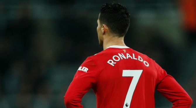 Cristiano Ronaldo supplie de rejoindre Barcelone Selon certaines informations