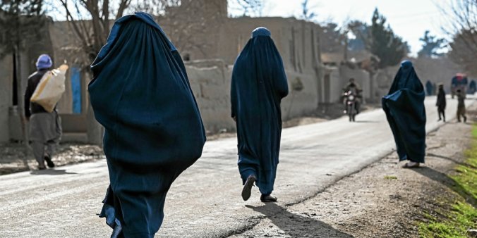 Afghanistan : pression sur les droits des femmes