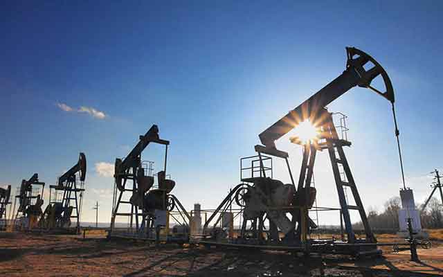 Hausse des prix du pétrole en réponse à la promesse de l'OPEP Plus