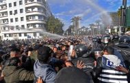 Tunisie: les citoyens interpellent le président et descendent dans la rue