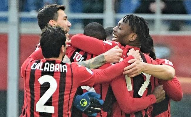 Milan se met à la tête du championnat italien...