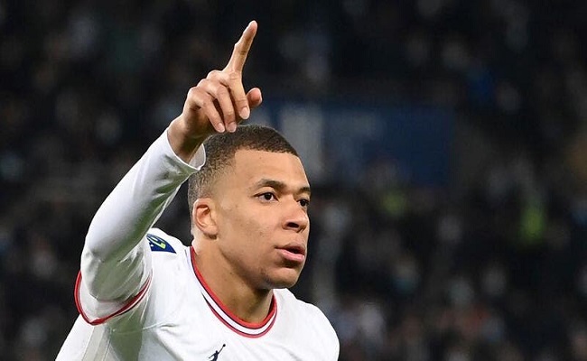 Mbappe rejette l'offre de chèque en blanc du PSG