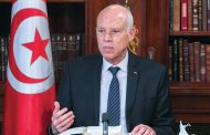 Tunisie: le président suscite des inquiétudes dans le monde