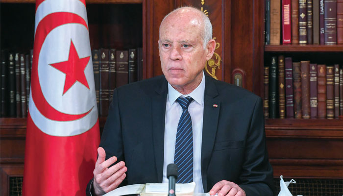 Tunisie: le président suscite des inquiétudes dans le monde