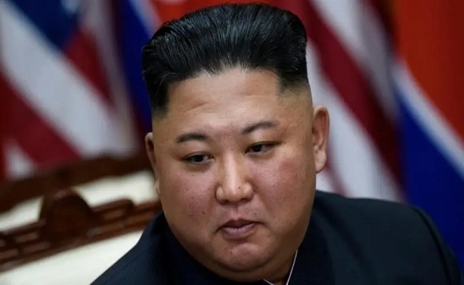 Kim de Corée du Nord s'est engagé à construire une puissance militaire 