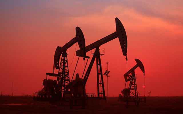Une légère baisse des prix du pétrole dans le commerce mondial