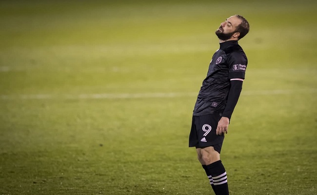 Higuain décide de prendre sa retraite...