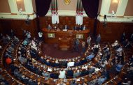 Sénat : Tebboune nomme trois nouveaux membres au titre du tiers présidentiel