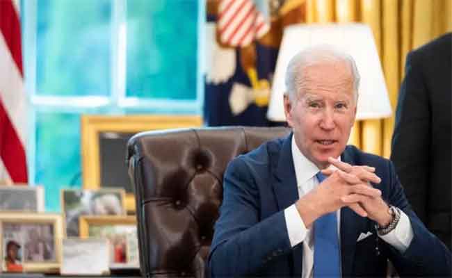 Biden a signé un projet de loi pour aider l'Ukraine
