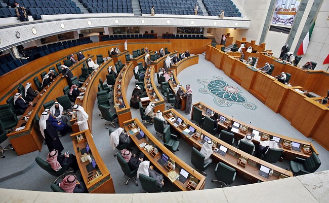 Les députés koweïtiens accusent le président du Parlement de harcèlement