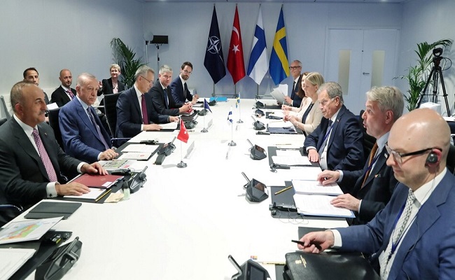 La Turquie demande à la Finlande et à la Suède d'extrader 33 terroristes présumés