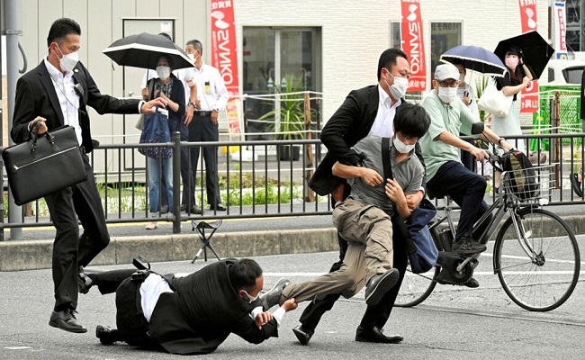 Une raison choquante derrière l'assassinat du Premier ministre japonais Abe