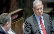 Des demandes des peines plus sévères contre la corruption de Netanyahu