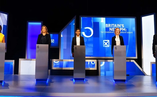 Le premier débat télévisé des candidats pour la succession de Boris Johnson