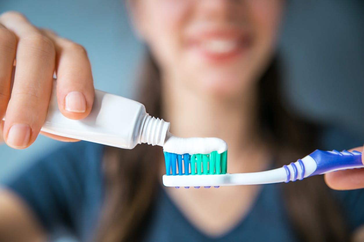 Le fluorure dans le dentifrice conduit-il au cancer ?