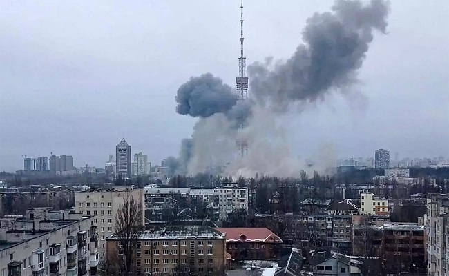 Donetsk  une attaque meurtrière par des Ukrainiens contre le bâtiment du gouvernement local