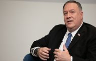 Mike Pompeo critique la politique de Biden et l’accuse de renforcer le régime meurtrier de Khamenei