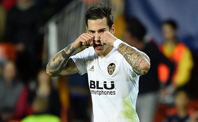 Santi Mina d'Espagne signe un contrat avec Al Shabab