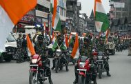 L'Inde licencie quatre responsables du Cachemire pour des raisons de sécurité