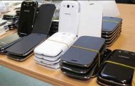 Lutte contre la contrebande : Plus de 1.800 téléphones portables et tablettes récupérés par les douanes à El Oued