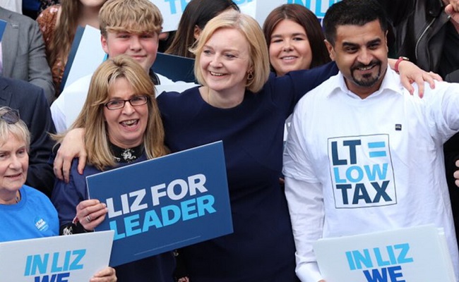 Liz Truss remporte la direction du Parti conservateur et le poste de Premier ministre en Grande-Bretagne