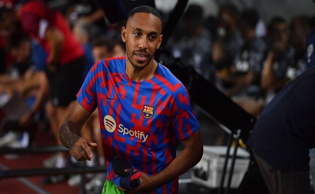 Vol à main armée au domicile de la star barcelonaise Aubameyang