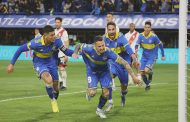 Boca Juniors remporte le Clasico en Argentine...