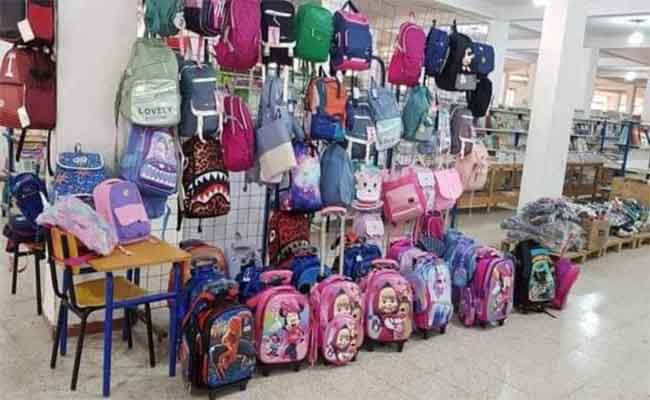 Lancement de 64 marchés de la Rahma dédiés à la vente de fournitures scolaires à travers plusieurs wilayas