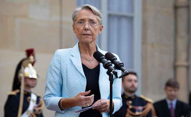 Elisabeth Borne entame sa visite en Algérie pour relancer la coopération franco-algérienne