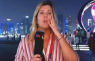 Une journaliste de télévision se fait voler en direct lors de la Coupe du monde au Qatar...