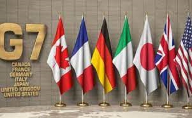 Le G7 allouera jusqu'à 32 milliards de dollars pour soutenir l'Ukraine en 2023...