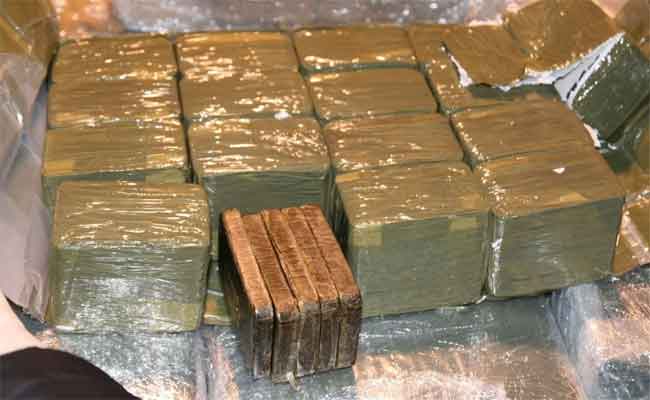 Un réseau de trafic de drogues tombe et près de 8 kg de kif récupérés par la police de Constantine