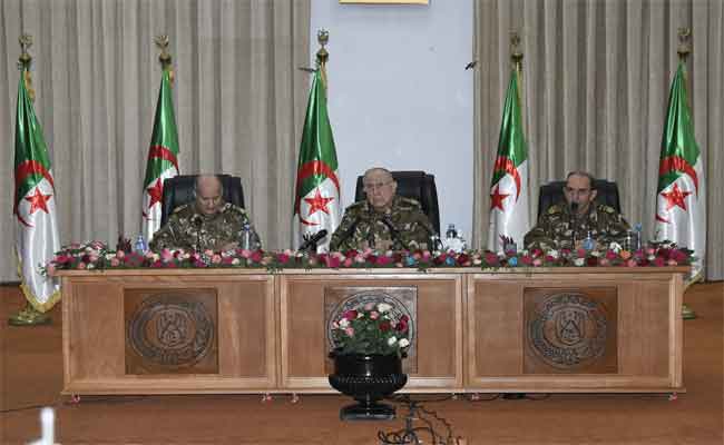 Le nouveau commandant de la 2ème RM d’Oran installé dans ses nouvelles fonctions