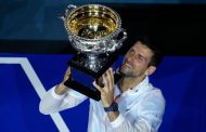 Novak Djokovic remporte l'Open d'Australie pour la dixième fois et sera en tête du classement ATP