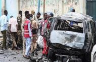 Deux voitures piégées tuent au moins 35 personnes, en Somalie