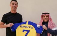 Cristiano Ronaldo s'est engagé avec le club saoudien d'Al-Nassr jusqu'en 2025