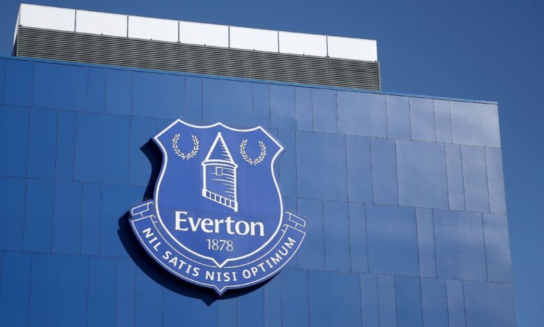 Le conseil d'administration du club de Premier League anglaise d'Everton a reçu l'ordre de ne pas assister au match de championnat