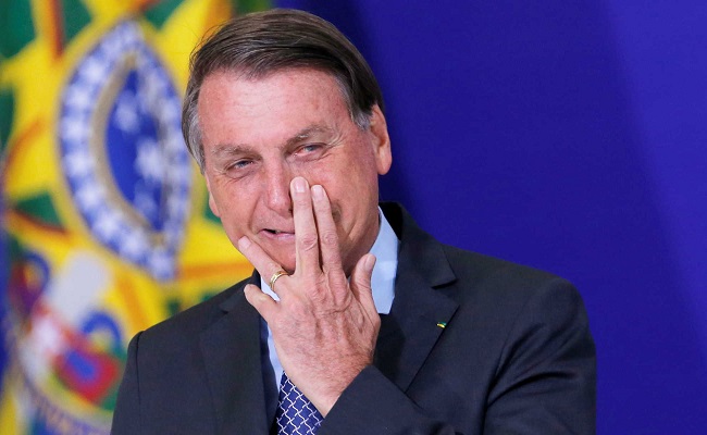 Bolsonaro a l'intention de rester, pour le moment, aux États-Unis