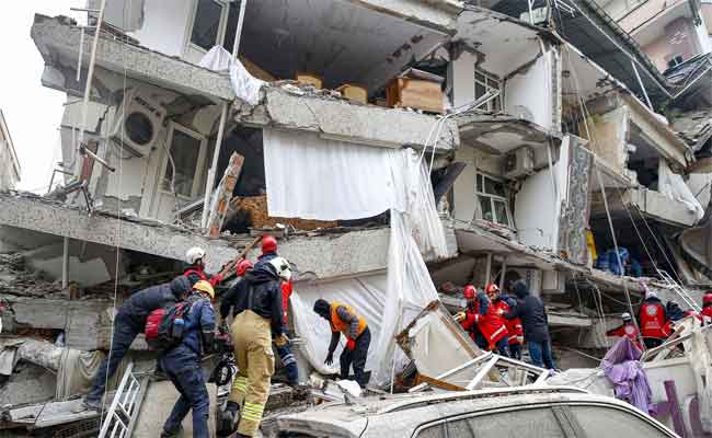 Tremblement de terre : l’Algérie présente ses condoléances à la Türkiye et à la Syrie
