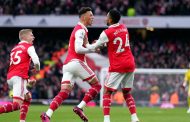 Arsenal renverse le score de son adversaire et renforce son avance en Premier League anglaise