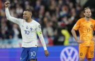 La France surclasse les Pays-Bas avec un doublé de Mbappé