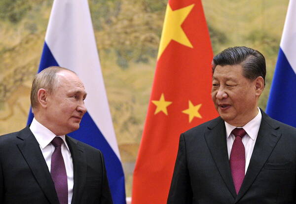 Taipei : la Russie danse au rythme de la Chine