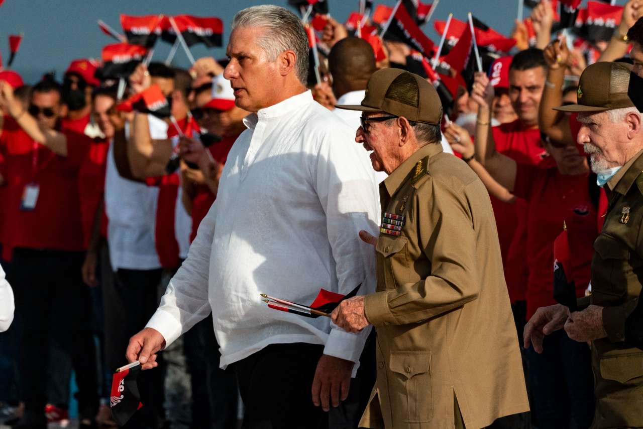 Diaz-Canel redevient président de Cuba