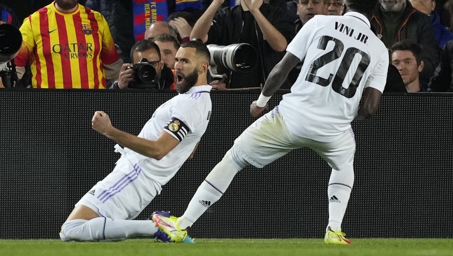 Grâce à un triplé de Karim Benzema, le Real Madrid a écrasé Barcelone 4-0 et s'est qualifié pour la finale de la coupe du roi