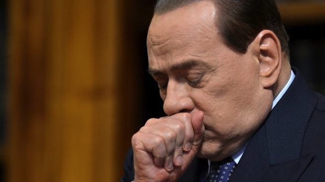 L'ancien Premier ministre italien Berlusconi a été admis dans une clinique milanaise