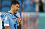 Suarez aux prises avec un problème de genou, envisage de prendre sa retraite