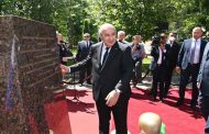 Tebboune inaugure la stèle commémorative de l’Emir Abdelkader à Moscou