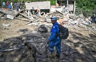 Glissement de terrain en Colombie : les sauveteurs recherchent des survivants dans la boue