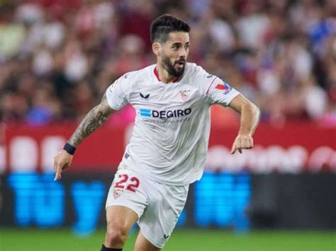 Isco Alarcón signe pour le Real Betis en tant qu'agent libre après son départ de Séville